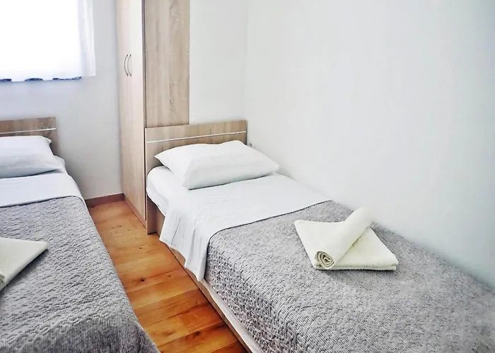 In With Pool Ferienhaus *